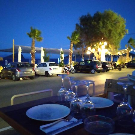 MarkópoulonSea & City - 10 Min Drive To The Beach & Athens Airportアパートメント エクステリア 写真